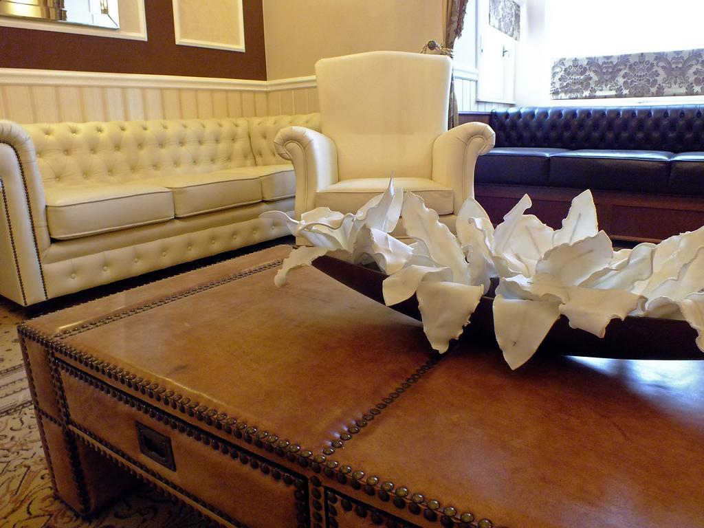 Thanhoffer Villa Siofok Luaran gambar